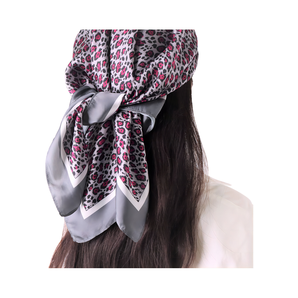 Síoda ​​cosúil le scarf patrún liopard faisin na mban mór ceannscarf headdress satin cearnach